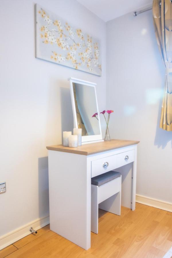 Newly Furnished Appartment Near Train Station Wolverhampton Ngoại thất bức ảnh